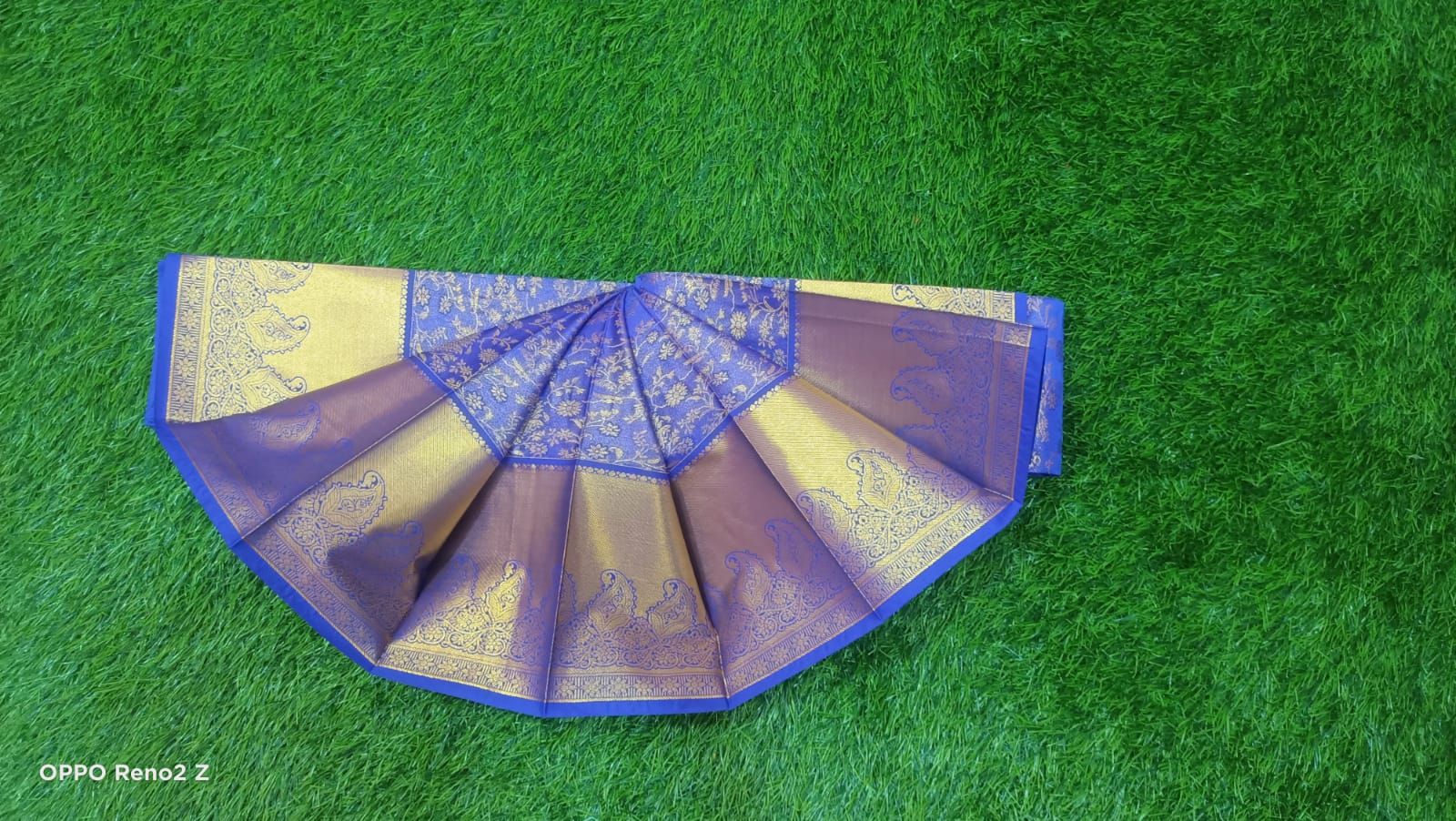 Art Silk(256)